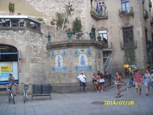 ST834681.JPG