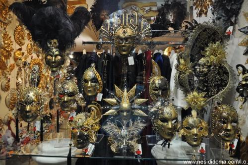 Italy_Venic_MASKI_20_8x6.JPG