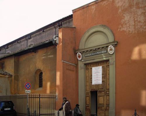 1280px-Santa_prassede_051218-01.JPG