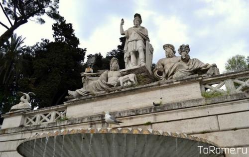 Piazza-popolo фонтан.jpg