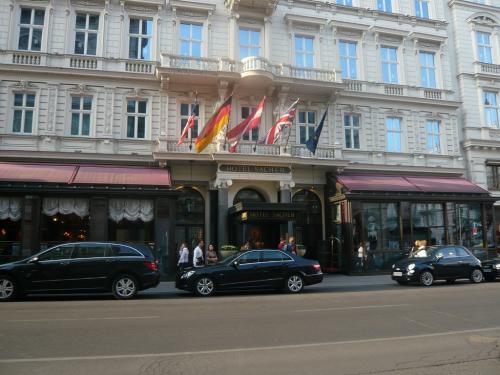 КАФЕ ЗАХЕР.jpg