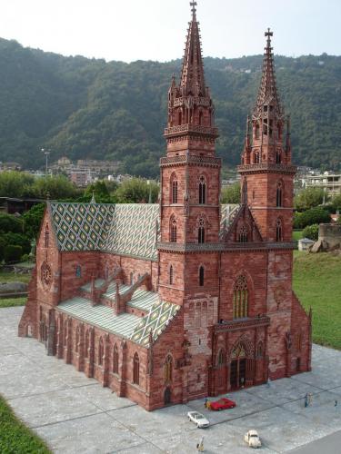 DSC00993 Базельский собор.JPG