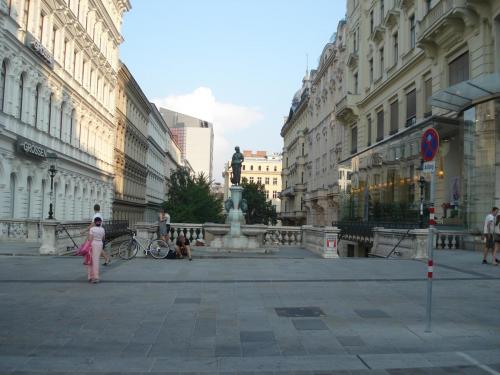 DSC07744.JPG