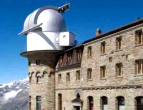 высокогорный отель.jpg