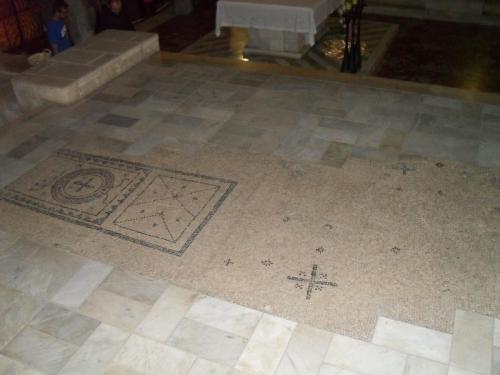 037_10.11.16_12-16_Назарет_Церковь Благовещения_древняя мозаика.JPG