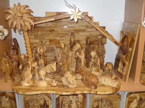 006_10.11.16_10-59_Назарет_сувенирная лавка.JPG