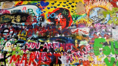 17.11.25_037_Стена Джона Леннона.JPG