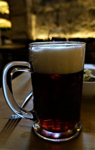 17.11.25_163_Ресторан U Mecenase (Malostranske namesti 10).JPG