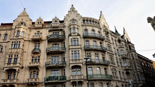 17.11.25_106_Масарикова набережная.JPG