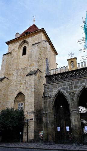 17.11.25_033_Католическая монастырская Церковь Девы Марии под цепью рыцарей Мальтийского ордена (1169-1182).JPG