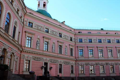 122_Двор Михайловского замка_1.JPG