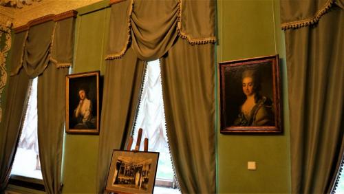 106_Лепная гостиная.JPG