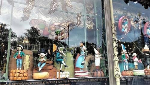 39_В Елисеевском магазине.jpg