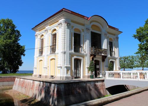 219_Петергоф_ павильон Эрмитаж.JPG