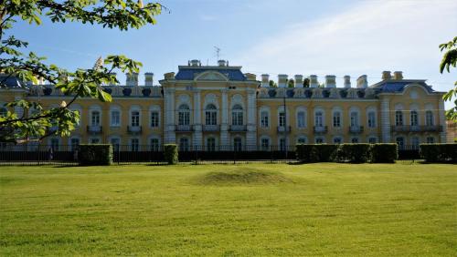 456_Петергоф_ Большой дворец.JPG