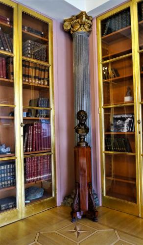 105_Минералогический кабинет.JPG