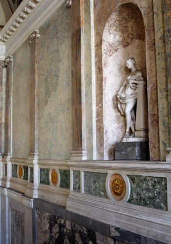 050_Парадная лестница.JPG