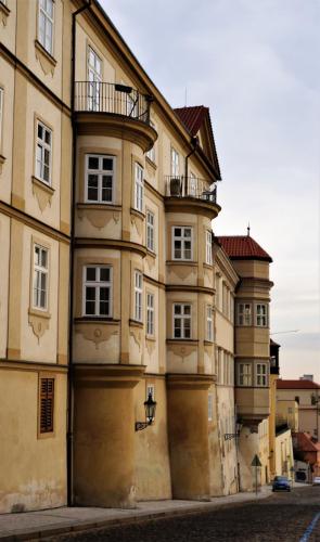 17.11.25_006_ул.Увоз (Úvoz).JPG