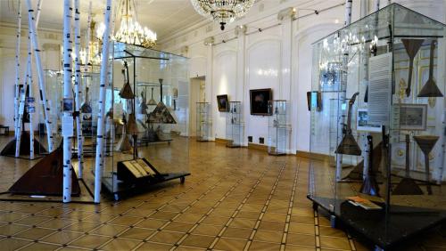 304_Выставка балалаек.JPG