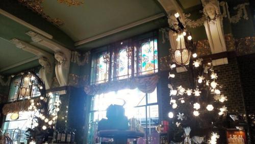 49_В Елисеевском магазине.jpg