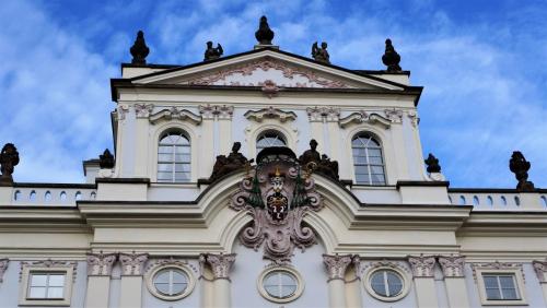 17.11.24_035_Архиепископский дворец.JPG