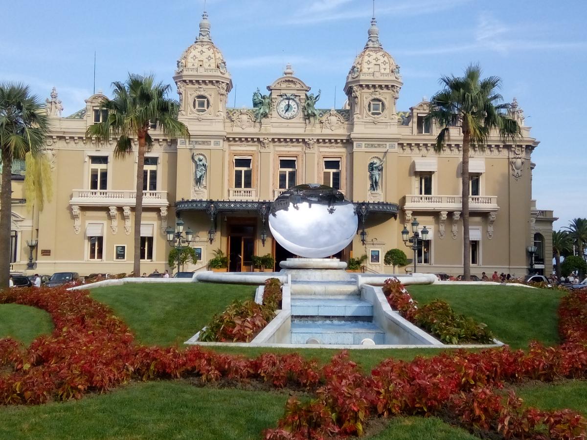 Дворец гримальди в монако