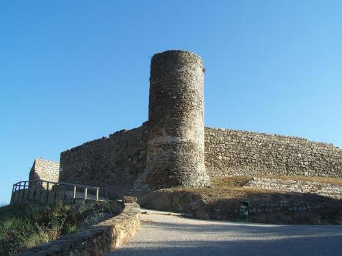 Castelo_de_Aljezur_-_entrada.jpg