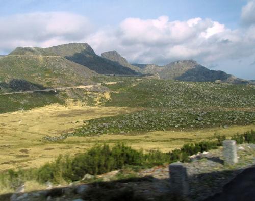 0_7f970_990f7d87_XL.jpg