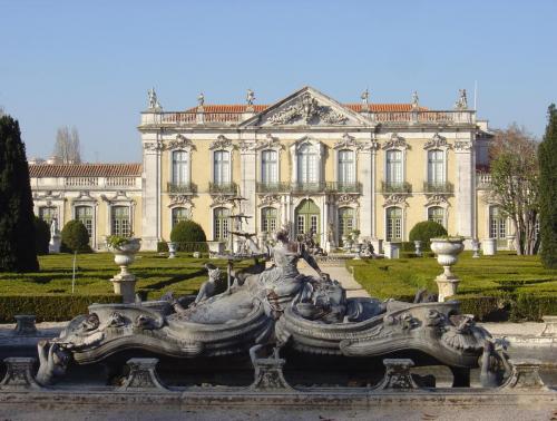 queluz-national-palace-20141111082951-5461c8ffb0713.jpg
