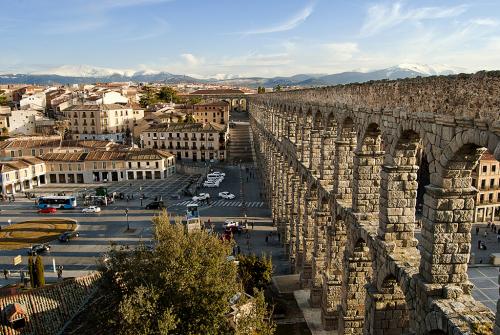 segovia_aqueduct1.jpg