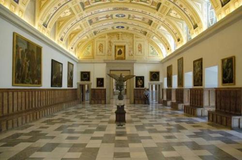 галерея-Escorial.jpg