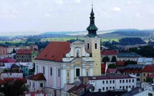 Kromeriz_Kostel-Nanebevzeti-Panny-Marie--Kromeriz.jpg