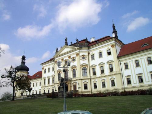 arcib_palac_olomouc.jpg
