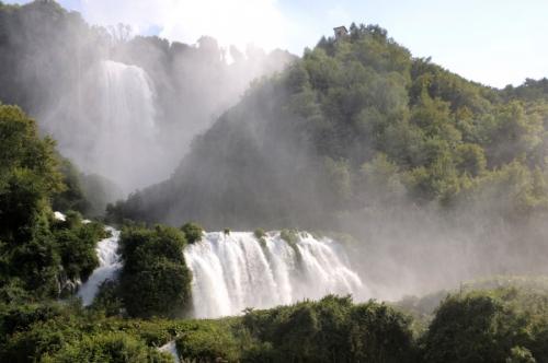 мраморный водопад.jpg