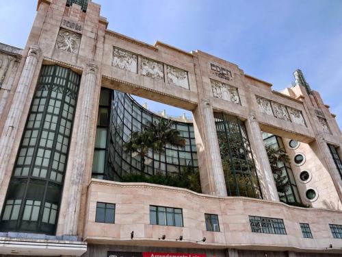 Театр Эден.jpg