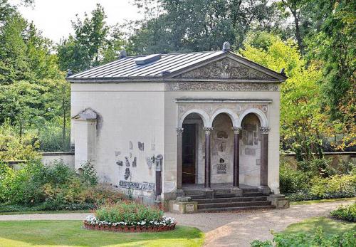 02-Маленькое любопытство.jpg