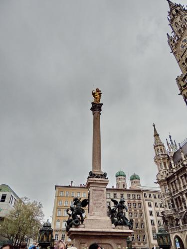 DSCN0945-Колонна Марии.JPG