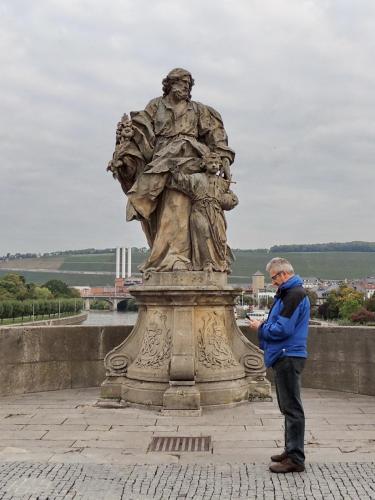 DSCN1000-Скульптура Святого Иосифа.JPG