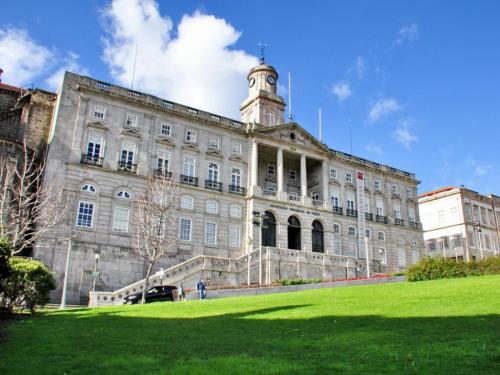 Биржа труда.jpg