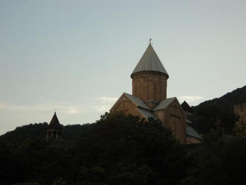 Храм у водохранилища.JPG