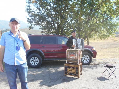 Нукри и артист.JPG