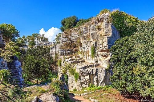 0_c6d18_212fe36d_orig (1).jpg