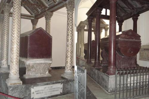 Cathedralniy-sobor-Palermo-Sarkofagi1.jpg