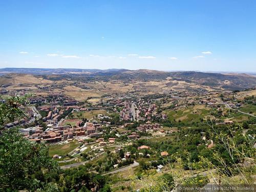 870_653_fixedwidth (33).jpg