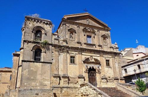 870_653_fixedwidth (18).jpg