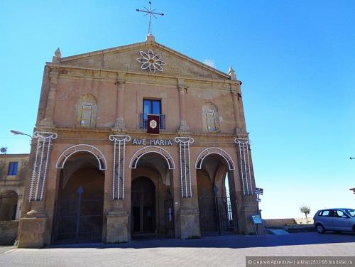 870_653_fixedwidth (6).jpg