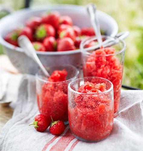 Granite-granita-granita---siciliyskiy-osvezhayushhiy-desert.jpg