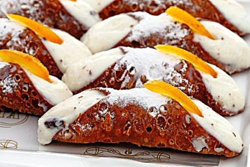 cannoli.jpg