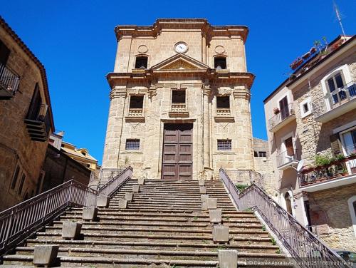 870_653_fixedwidth (19).jpg