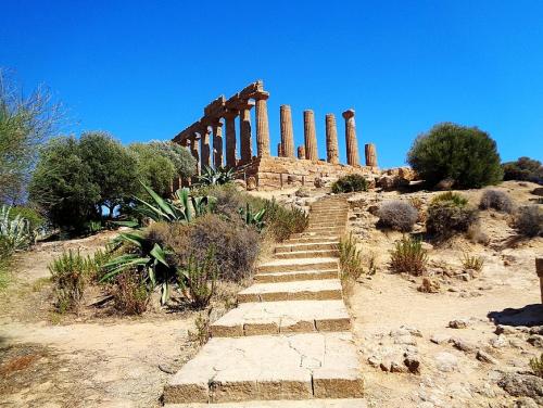 870_653_fixedwidth (13).jpg